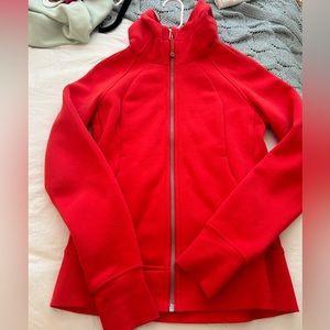 $75 flash sale!! NWOT lululemon scuba sweatshirt. Size 6